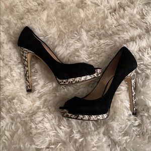 Joan & David Platform Peep toe pump Sz 8